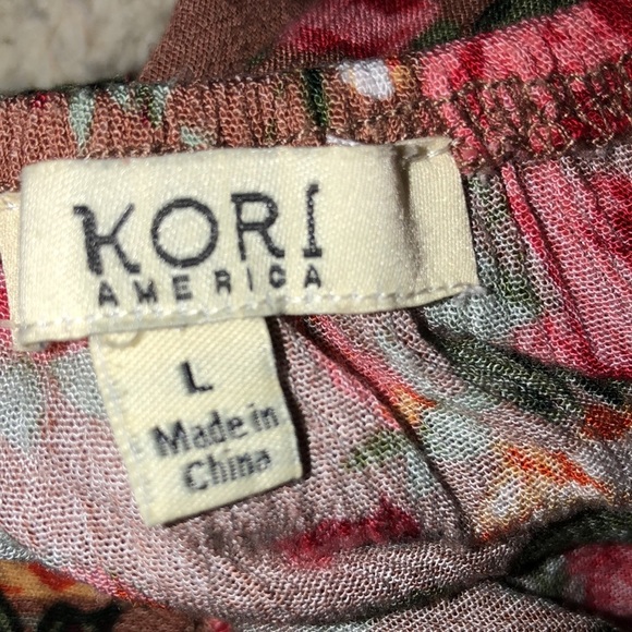 Kori size large floral off shoulder boho top - Picture 5 of 6